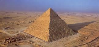 Pyramids of Giza from front